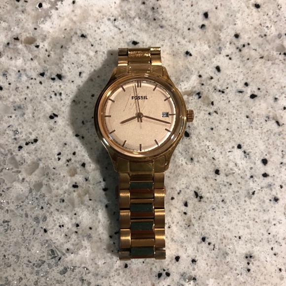 Fossil Rose Gold Watch - Picture 1 of 2